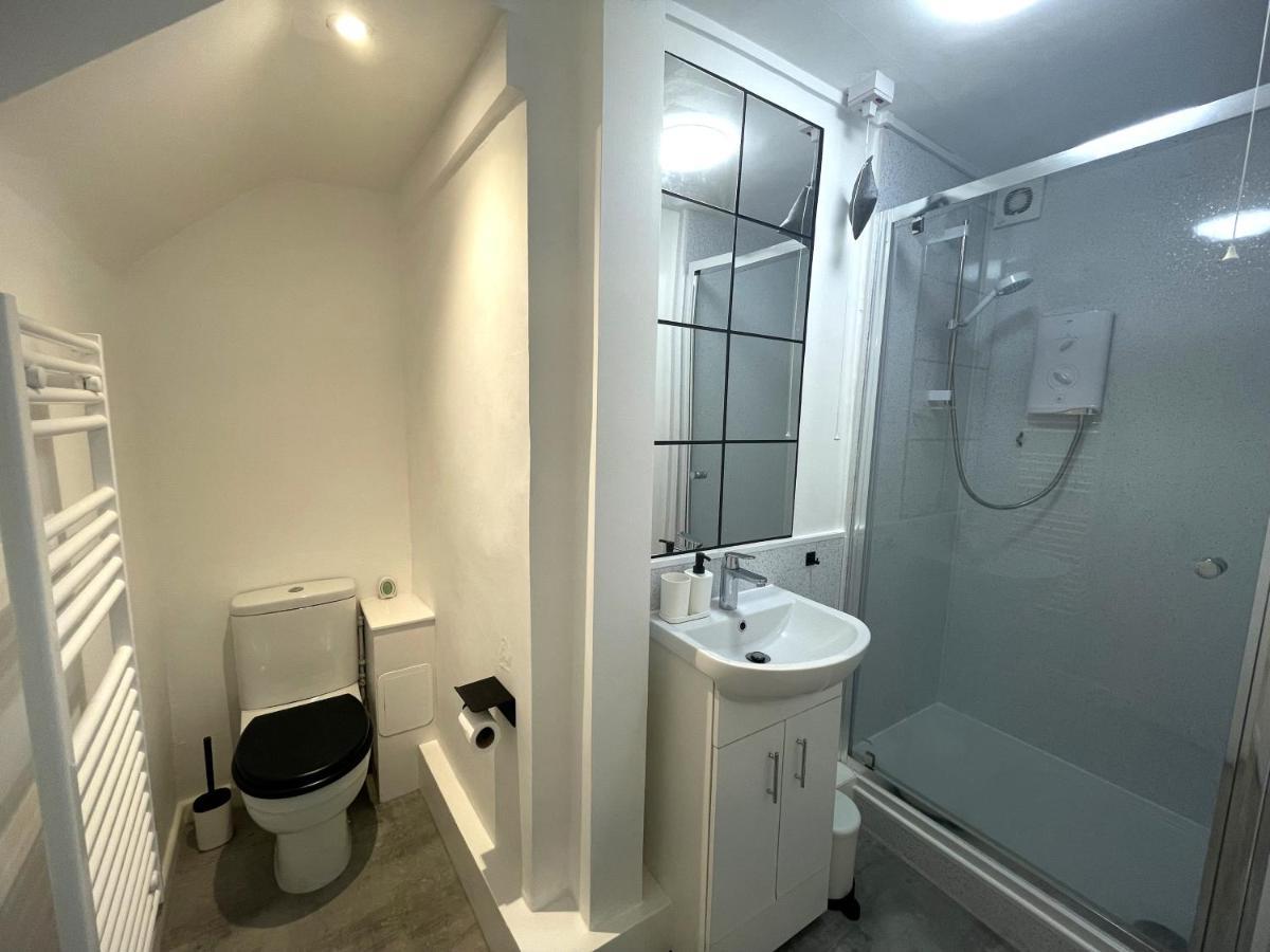 Modern Studio Apartment; 10Min Walk To Town & Quay Exeter Exterior photo